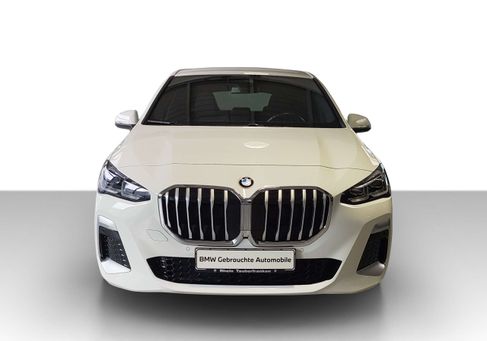 BMW 220, 2022 2