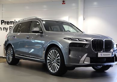 BMW X7, 2025