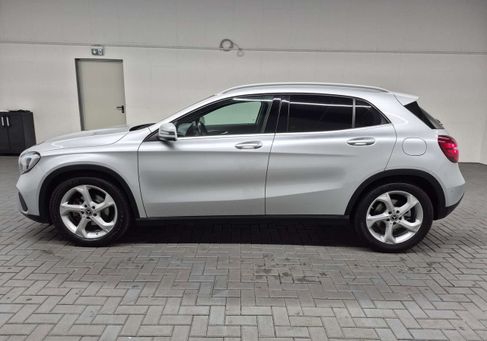 Mercedes-Benz GLA 180, 2019