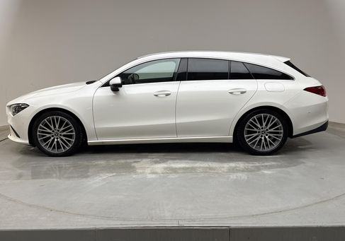 Mercedes-Benz CLA 200 Shooting Brake, 2021