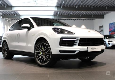 Porsche Cayenne, 2021