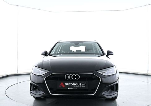 Audi A4, 2022