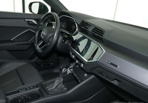 Audi Q3, 2022