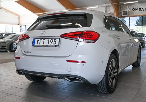 Mercedes-Benz A 250, 2021