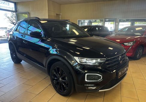 Volkswagen T-Roc, 2022
