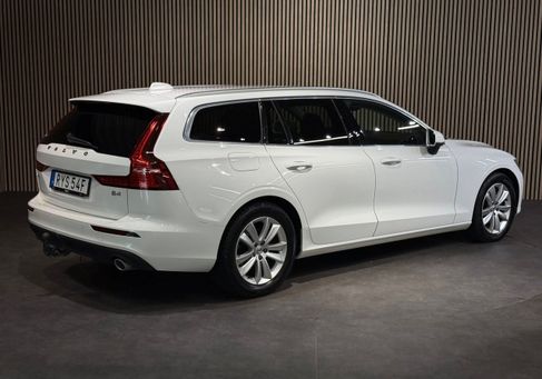 Volvo V60, 2021 3