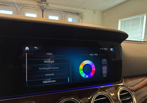 Mercedes-Benz E 220, 2023 2