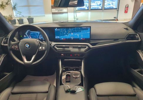 BMW 320, 2023