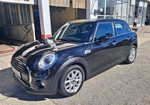 MINI ONE, 2018