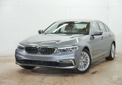 BMW 530, 2020