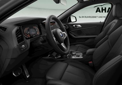 BMW 118, 2023 3