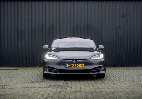 Tesla Model S, 2019