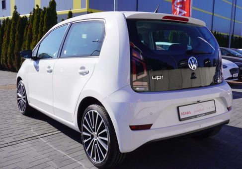 Volkswagen up!, 2017