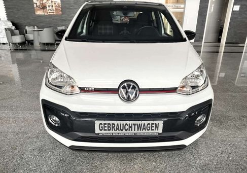 Volkswagen up!, 2020