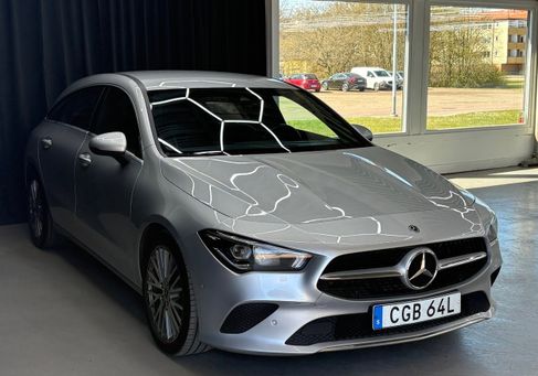 Mercedes-Benz CLA 200 Shooting Brake, 2021
