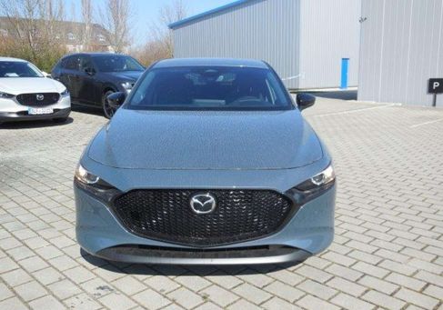 Mazda 3, 2025