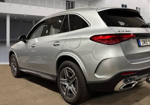 Mercedes-Benz GLC 300, 2025