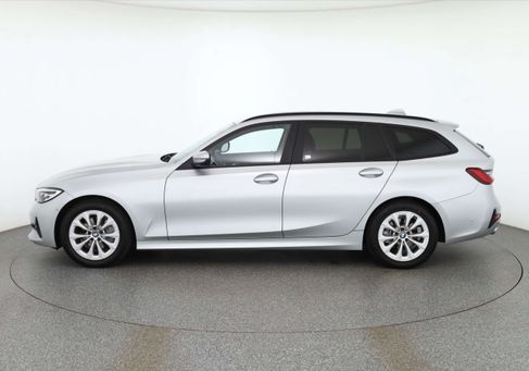 BMW 320, 2021