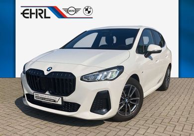 BMW 220, 2023