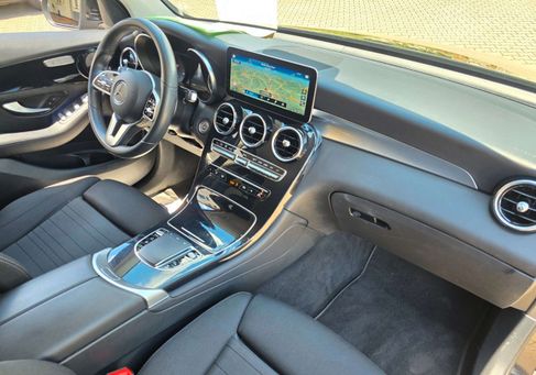 Mercedes-Benz GLC 220, 2022