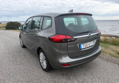 Opel Zafira, 2017