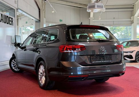 Volkswagen Passat, 2023