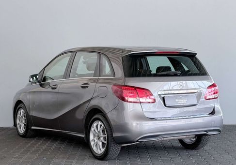 Mercedes-Benz B 180, 2018
