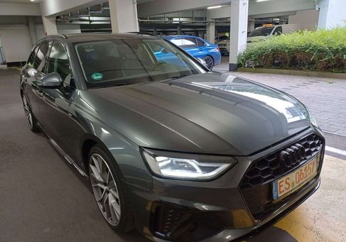 Audi A4, 2022