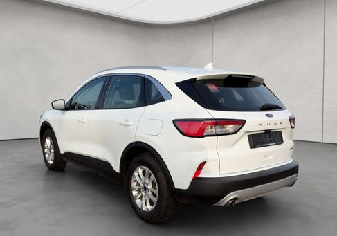 Ford Kuga, 2022