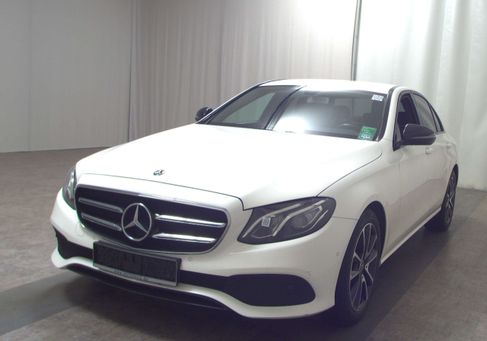 Mercedes-Benz E 300, 2019