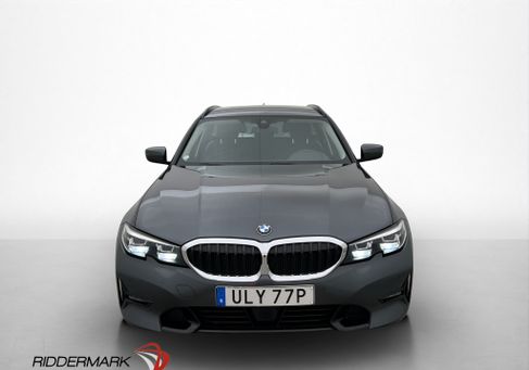BMW 330, 2021