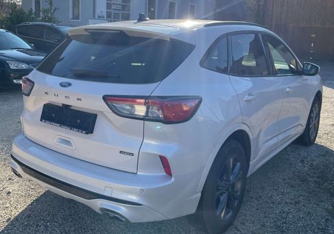 Ford Kuga, 2023