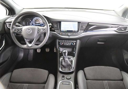 Opel Astra, 2021