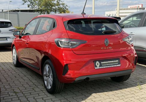 Renault Clio, 2024 2
