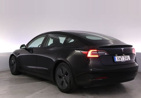 Tesla Model 3, 2021 3