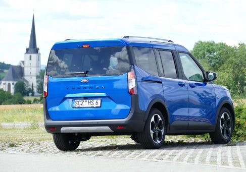 Ford Tourneo Courier, 2025