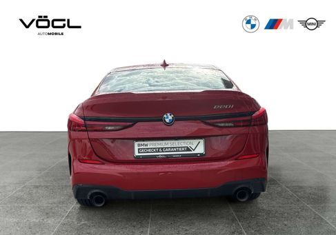 BMW 220, 2023 3