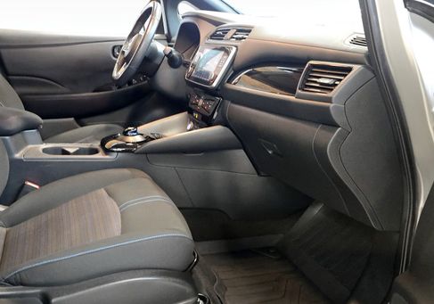 Nissan Leaf, 2021 3