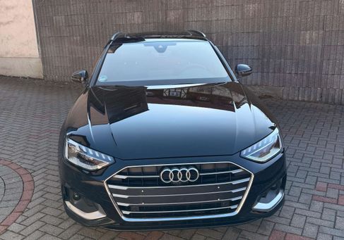 Audi A4, 2022