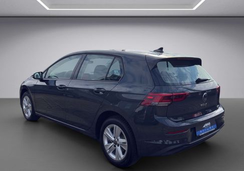 Volkswagen Golf, 2023 3