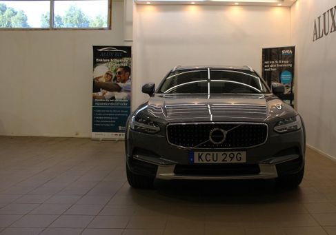 Volvo V90 Cross Country, 2019