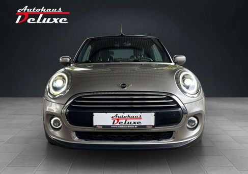 MINI ONE, 2019