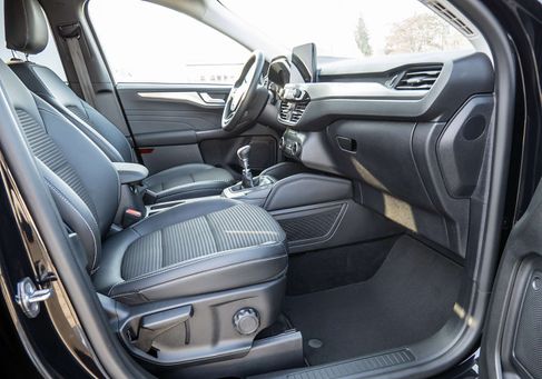 Ford Kuga, 2023