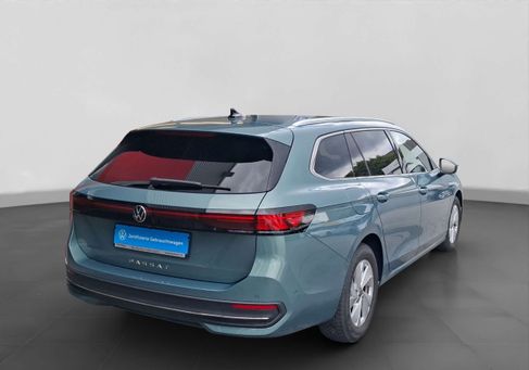 Volkswagen Passat Variant, 2025 3