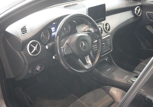 Mercedes-Benz CLA 220, 2016