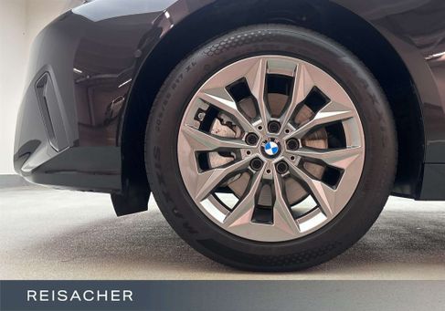 BMW 120, 2025 3