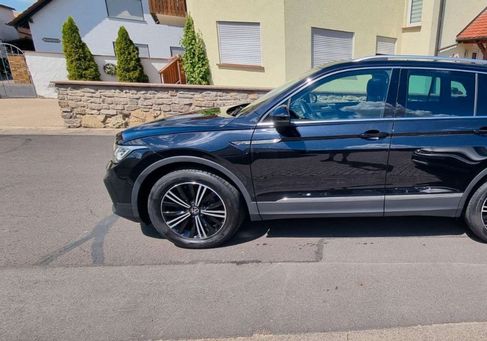Volkswagen Tiguan, 2022