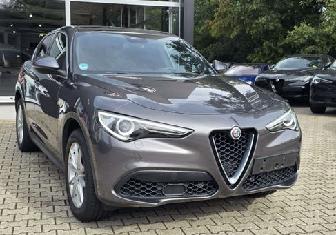 Alfa Romeo Stelvio, 2018