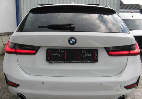 BMW 320, 2021 3