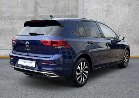 Volkswagen Golf, 2022